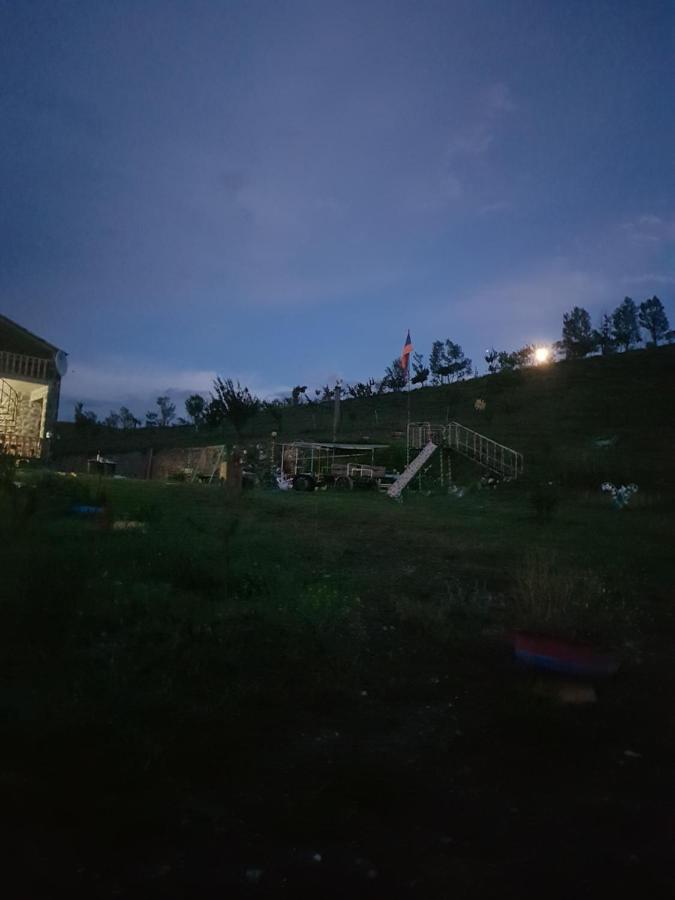 Hyuratun Gavarum Arevik Villa Artsvakar Bagian luar foto